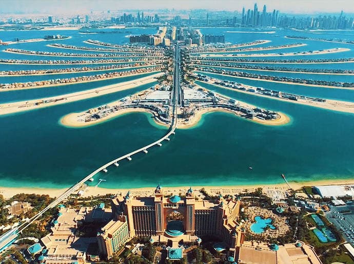 USA, Dubai og mange andre lufthavne verden over.